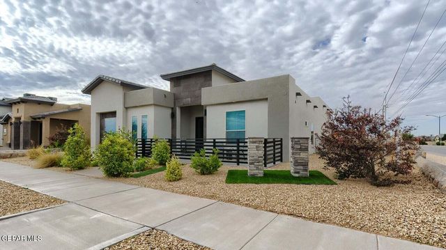 2212 MIKE PRICE Drive, El Paso, TX 79938
