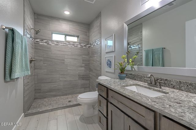 2212 MIKE PRICE Drive, El Paso, TX 79938