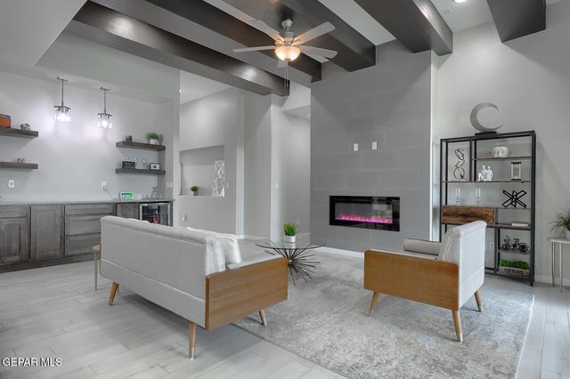 2212 MIKE PRICE Drive, El Paso, TX 79938