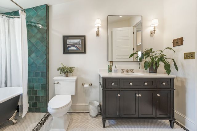 426 Murfreesboro Rd, Franklin, TN 37064