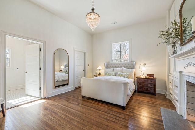 426 Murfreesboro Rd, Franklin, TN 37064