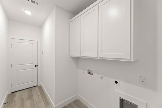 1818 Whisperwood Way, Midlothian, TX 76065