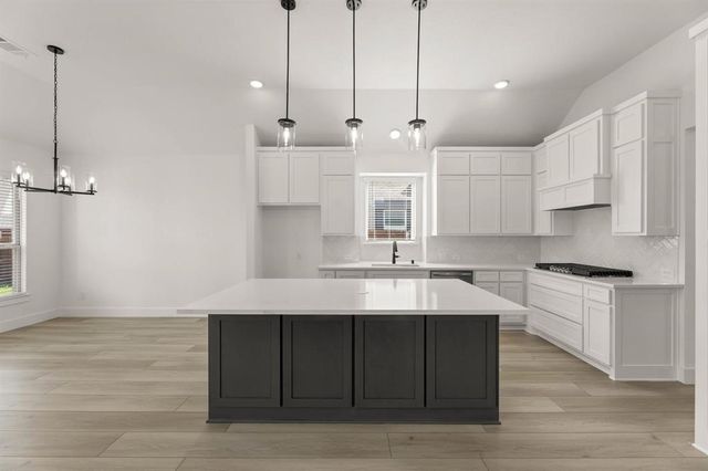 1818 Whisperwood Way, Midlothian, TX 76065