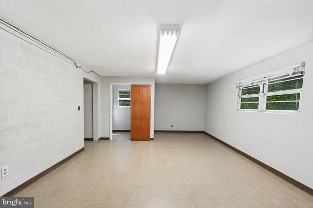 10622 MANTZ RD, Silver Spring, MD 20903