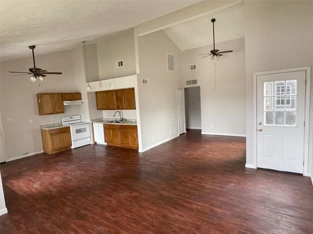 4113 Pepperbush Drive, Fort Worth, TX 76137