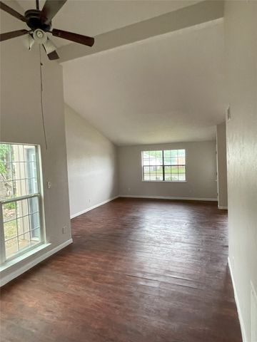 4113 Pepperbush Drive, Fort Worth, TX 76137