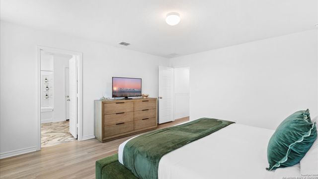 3511 Silver Set, San Antonio, TX 78245