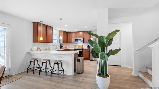 3511 Silver Set, San Antonio, TX 78245