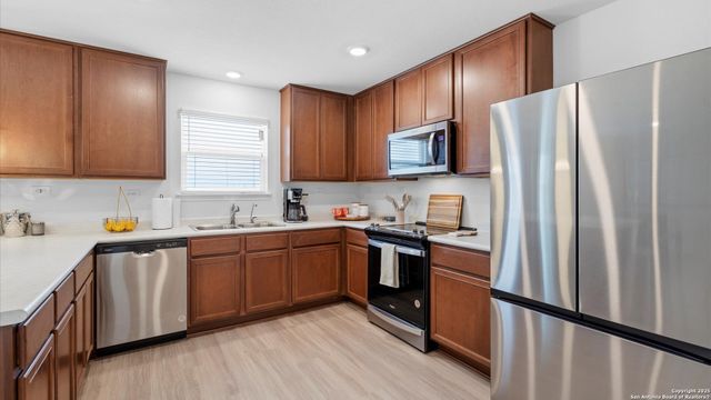3511 Silver Set, San Antonio, TX 78245