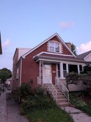 2525 WESTOVER Avenue, North Riverside, IL 60546