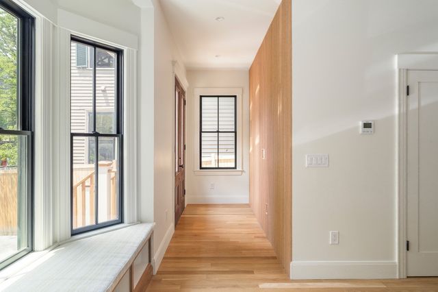 11 Mt. Auburn Street 11, Cambridge, MA 02138