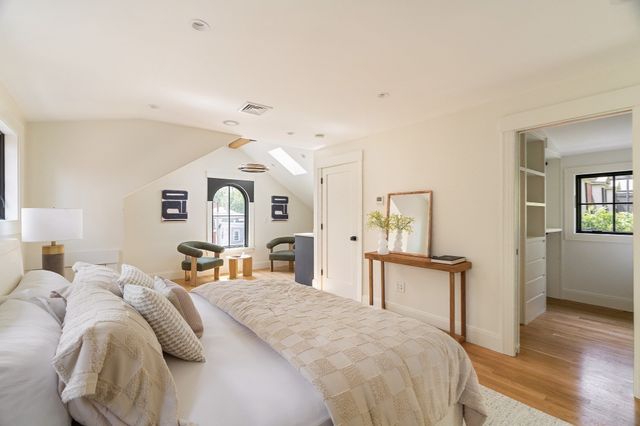 11 Mt. Auburn Street 11, Cambridge, MA 02138
