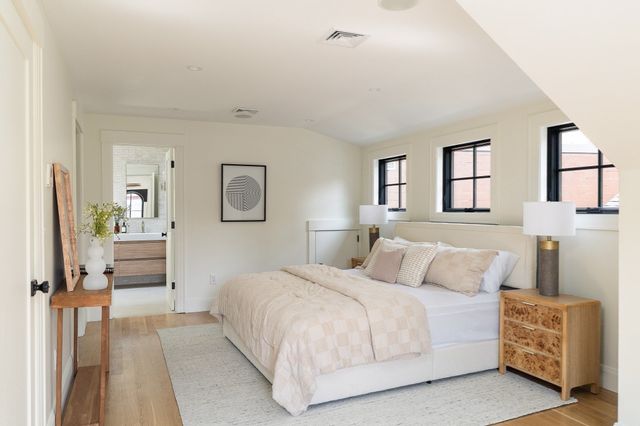 11 Mt. Auburn Street 11, Cambridge, MA 02138