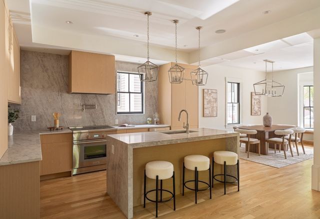11 Mt. Auburn Street 11, Cambridge, MA 02138