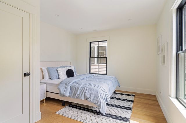 11 Mt. Auburn Street 11, Cambridge, MA 02138