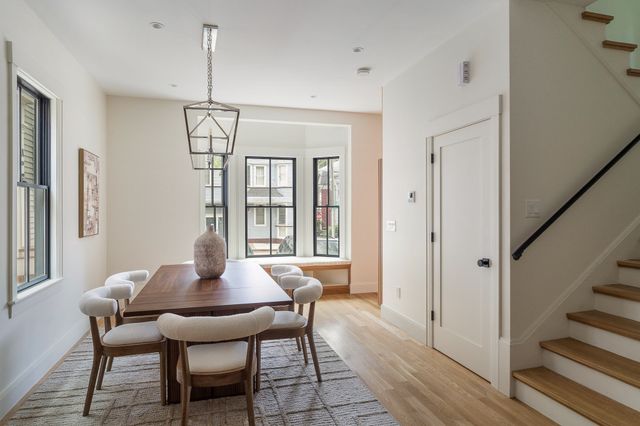 11 Mt. Auburn Street 11, Cambridge, MA 02138