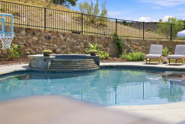 1240 Crown Valley Drive, Weatherford, TX 76087