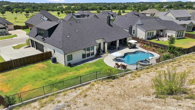 1240 Crown Valley Drive, Weatherford, TX 76087