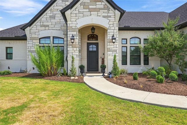 1240 Crown Valley Drive, Weatherford, TX 76087