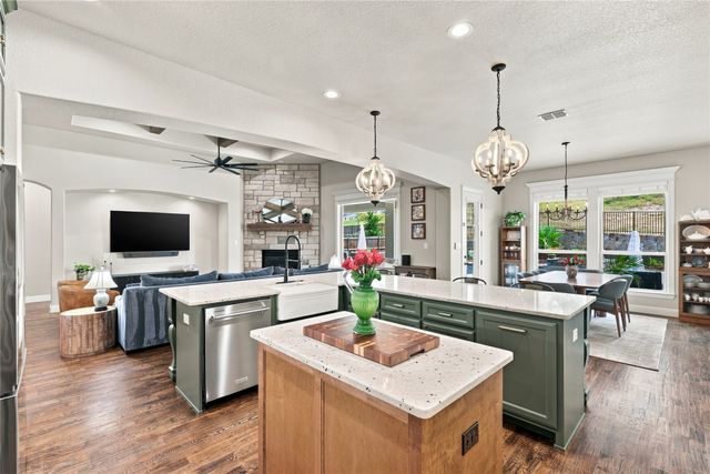 1240 Crown Valley Drive, Weatherford, TX 76087