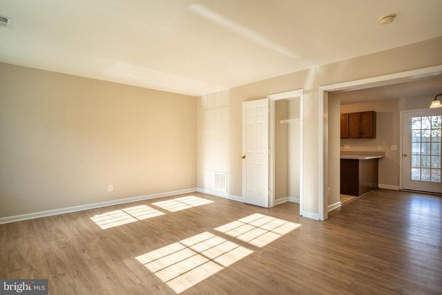 9613 DOMINION FOREST CIR, Fredericksburg, VA 22408