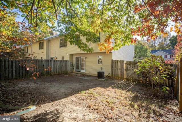 9613 DOMINION FOREST CIR, Fredericksburg, VA 22408