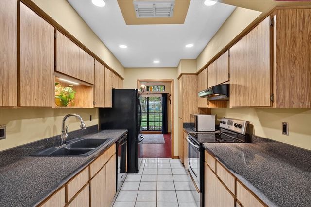 37213 PRICE DRIVE, Zephyrhills, FL 33541