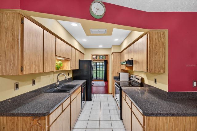 37213 PRICE DRIVE, Zephyrhills, FL 33541