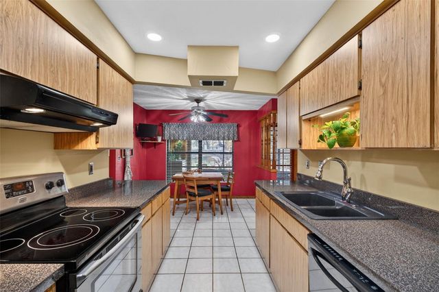 37213 PRICE DRIVE, Zephyrhills, FL 33541