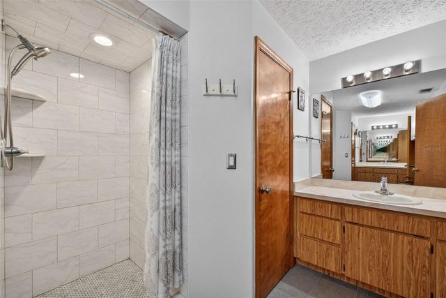 37213 PRICE DRIVE, Zephyrhills, FL 33541