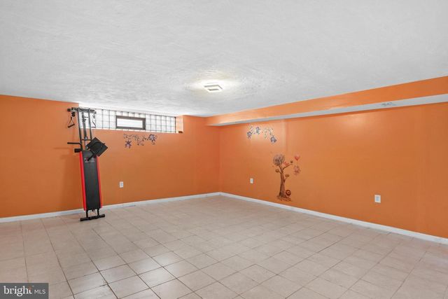 1830 TOLBUT ST, Philadelphia, PA 19152