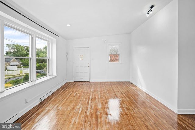 1830 TOLBUT ST, Philadelphia, PA 19152