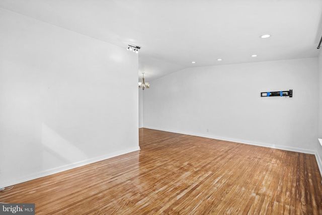 1830 TOLBUT ST, Philadelphia, PA 19152