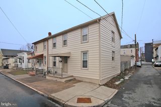 923 GUILFORD ST, Lebanon, PA 17046