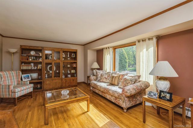 19 Heather Drive, Kings Park, NY 11754