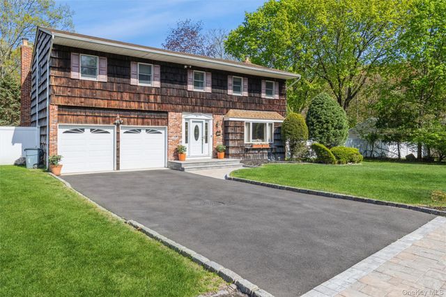 19 Heather Drive, Kings Park, NY 11754