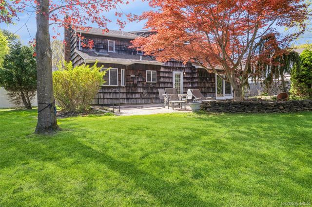 19 Heather Drive, Kings Park, NY 11754