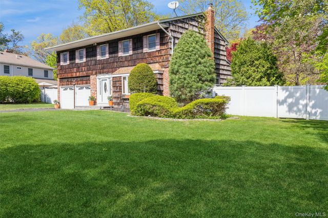 19 Heather Drive, Kings Park, NY 11754