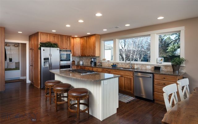 2380 Watts Lane, Bozeman, MT 59718