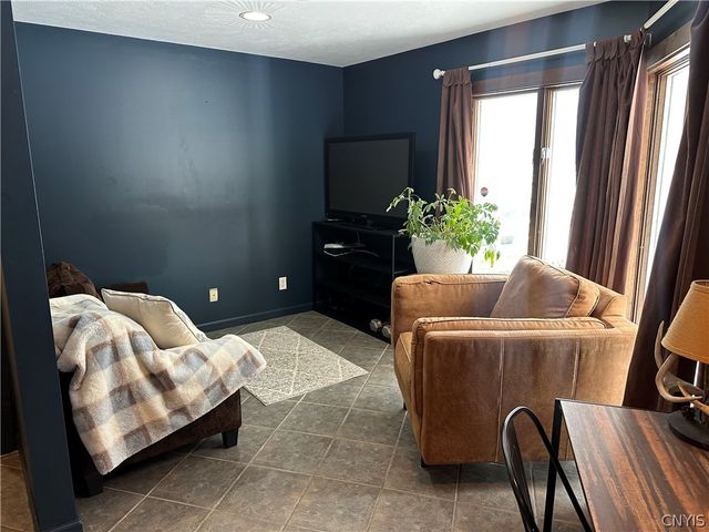 8391 Cazenovia Road, Pompey, NY 13104