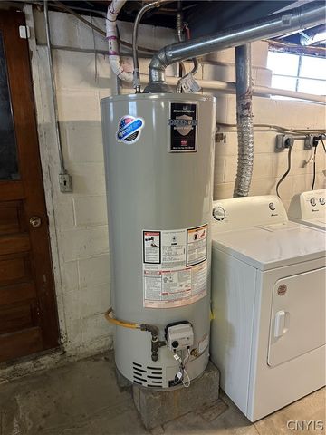 8391 Cazenovia Road, Pompey, NY 13104