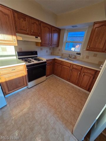 1263 Dayton Street, Akron, OH 44310
