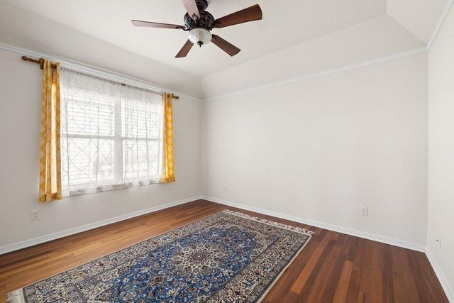 6600 W Courtyard DR, Austin, TX 78730