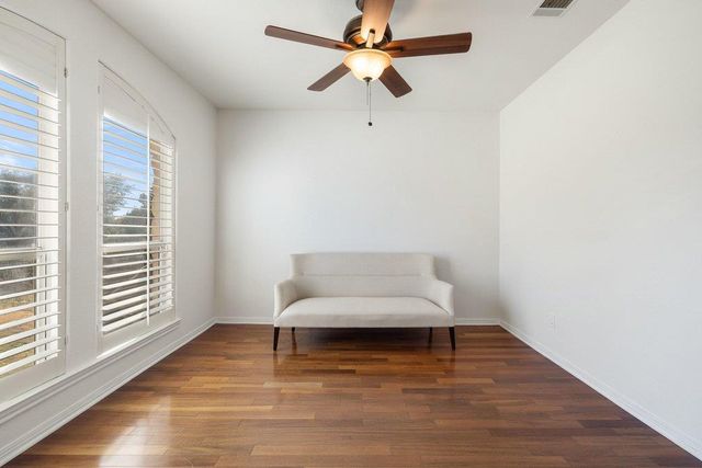 6600 W Courtyard DR, Austin, TX 78730