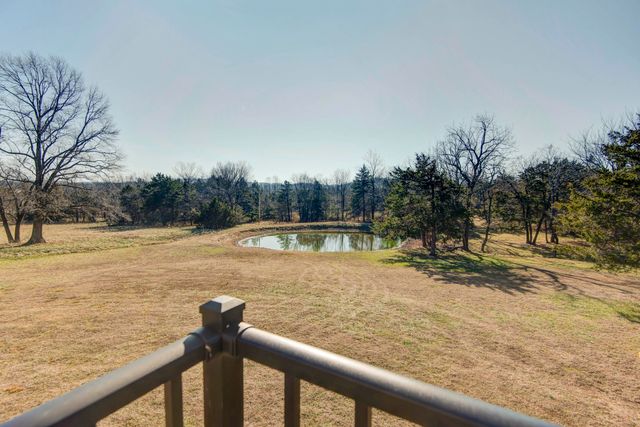 5389 E Farm Road 52, Fair Grove, MO 65648