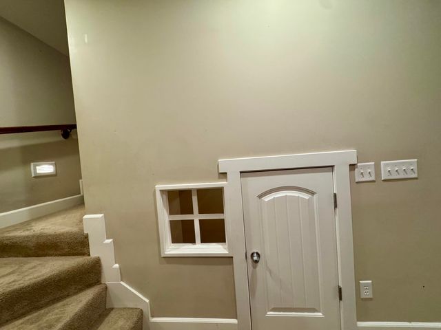 5389 E Farm Road 52, Fair Grove, MO 65648