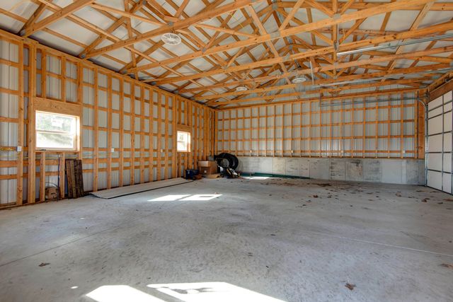 5389 E Farm Road 52, Fair Grove, MO 65648