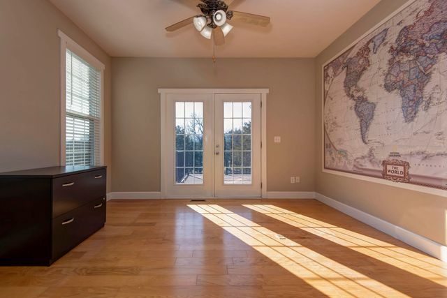 5389 E Farm Road 52, Fair Grove, MO 65648