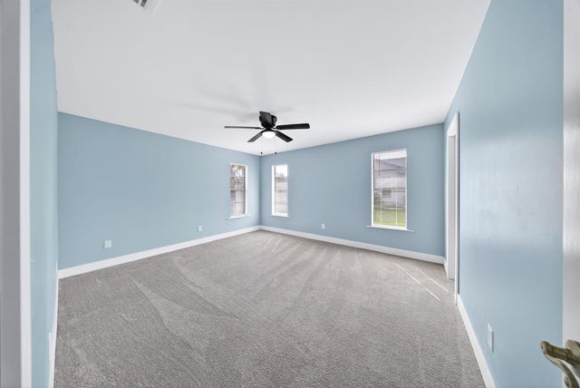 662 SE Essex Drive, Port St. Lucie, FL 34984