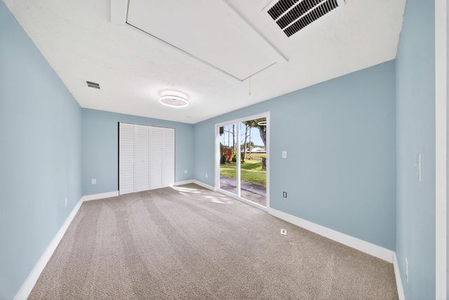 662 SE Essex Drive, Port St. Lucie, FL 34984